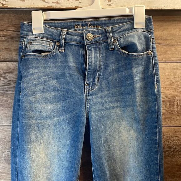 BLUE DESIRE High Rise Light Wash Fade Skinny Jeans Size 9 - Picture 2 of 7